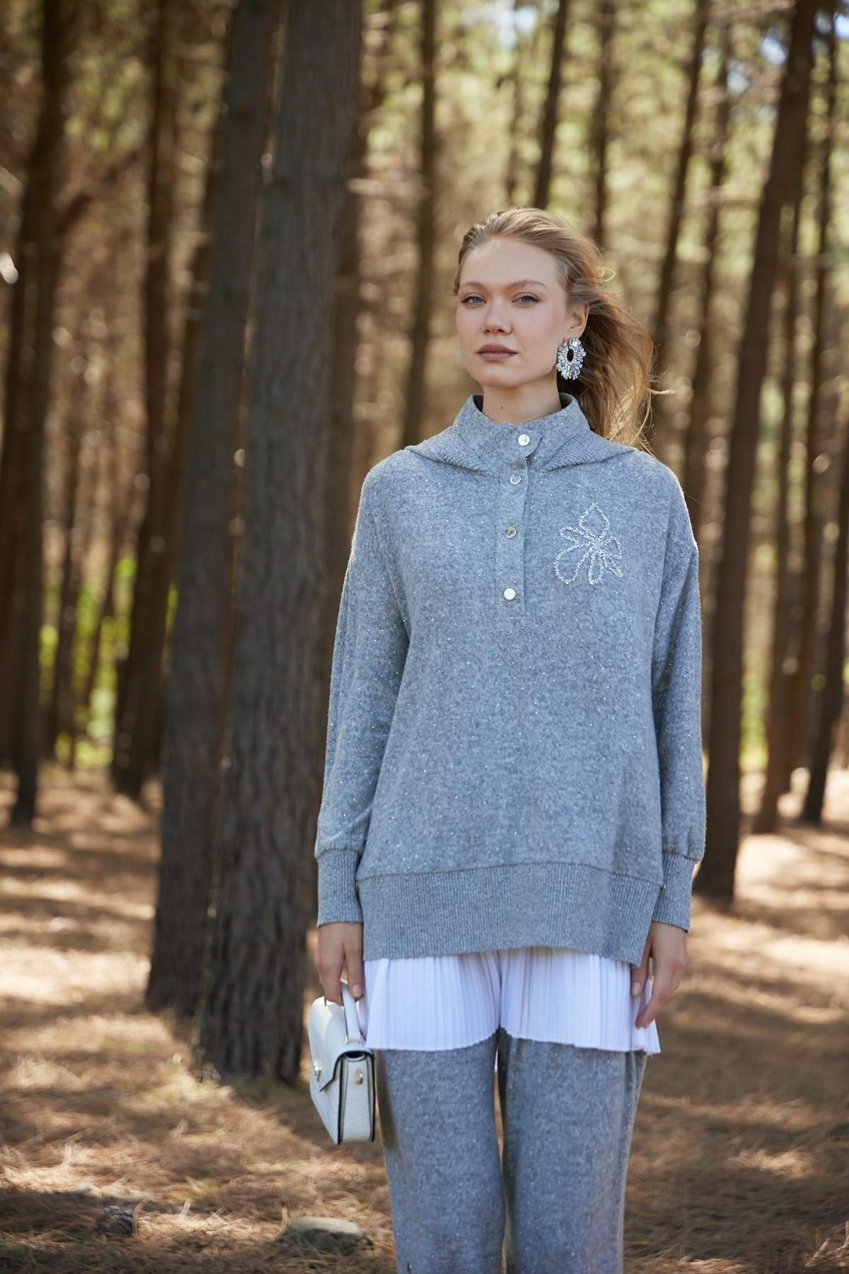 Moodbasic MB30.40 KAPÜŞONLU SERPME ÜÇLÜ TRİKO TAKIM - GRİ