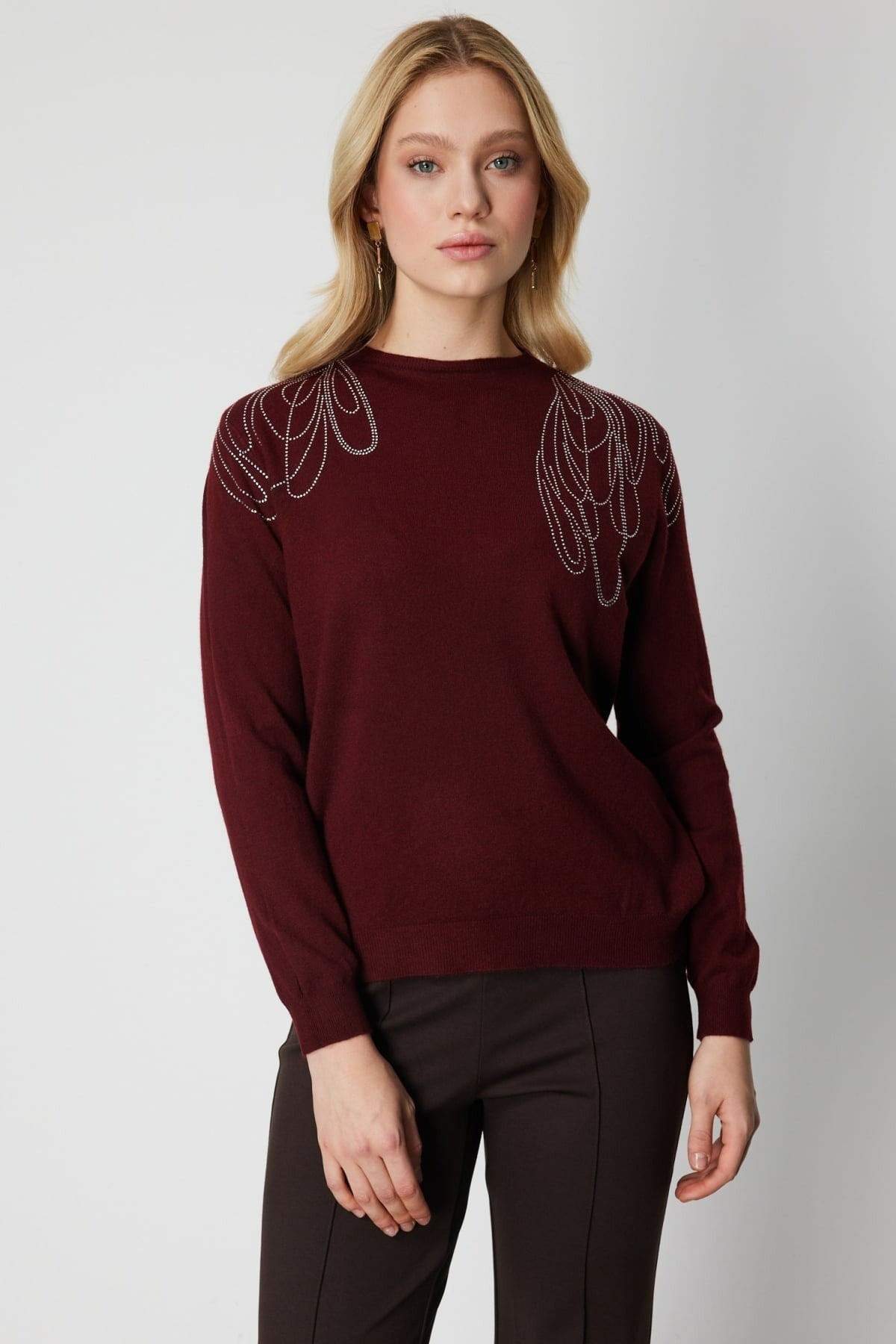 ON FASHION 26K.ON.KZK.60462.01 On Omzu Taşlı Triko Kazak - Bordo