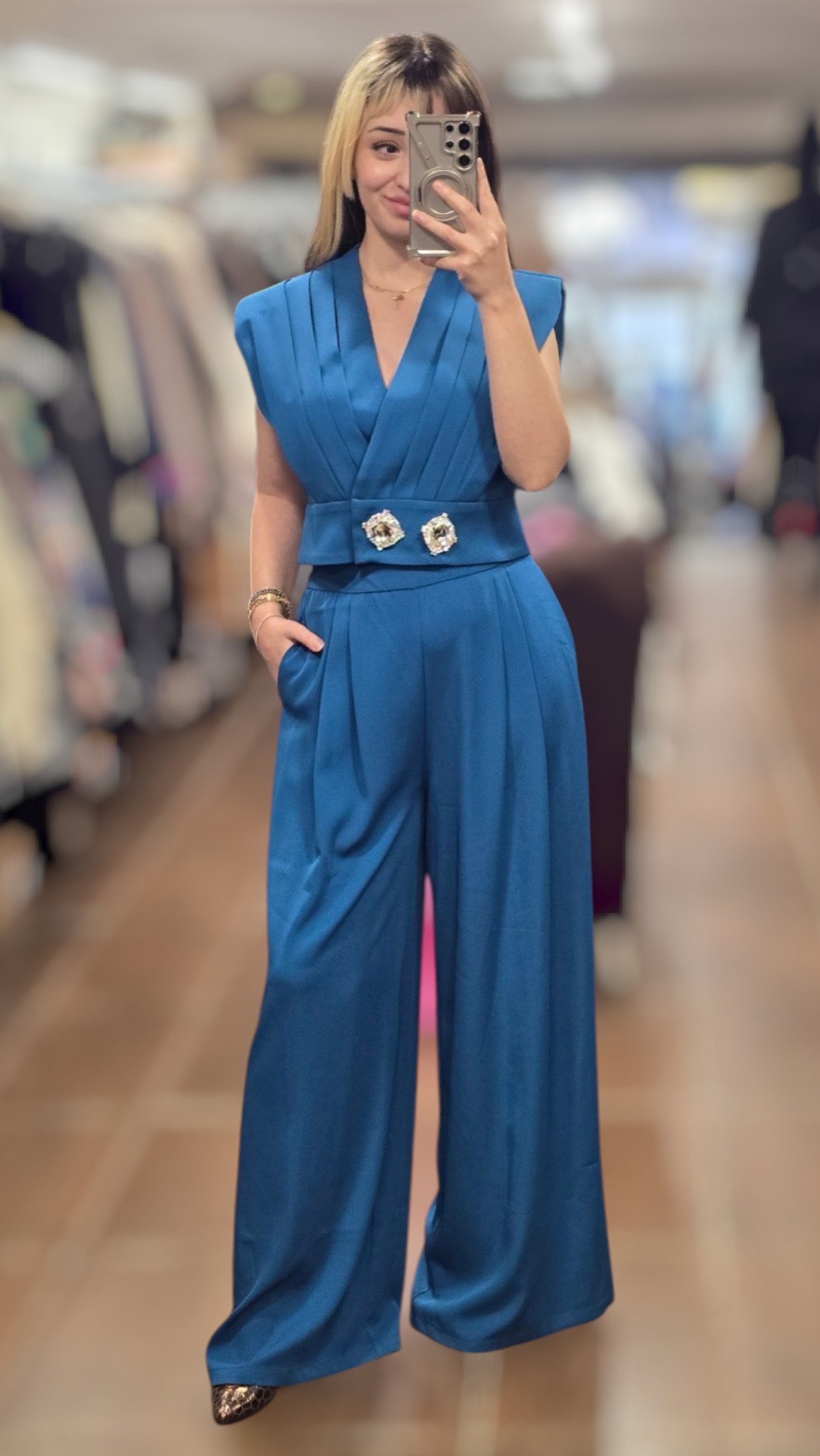 ON FASHION 26Y.ON.BLZ.70300.01 TAŞ DETAYLI BLUZ - MAVİ