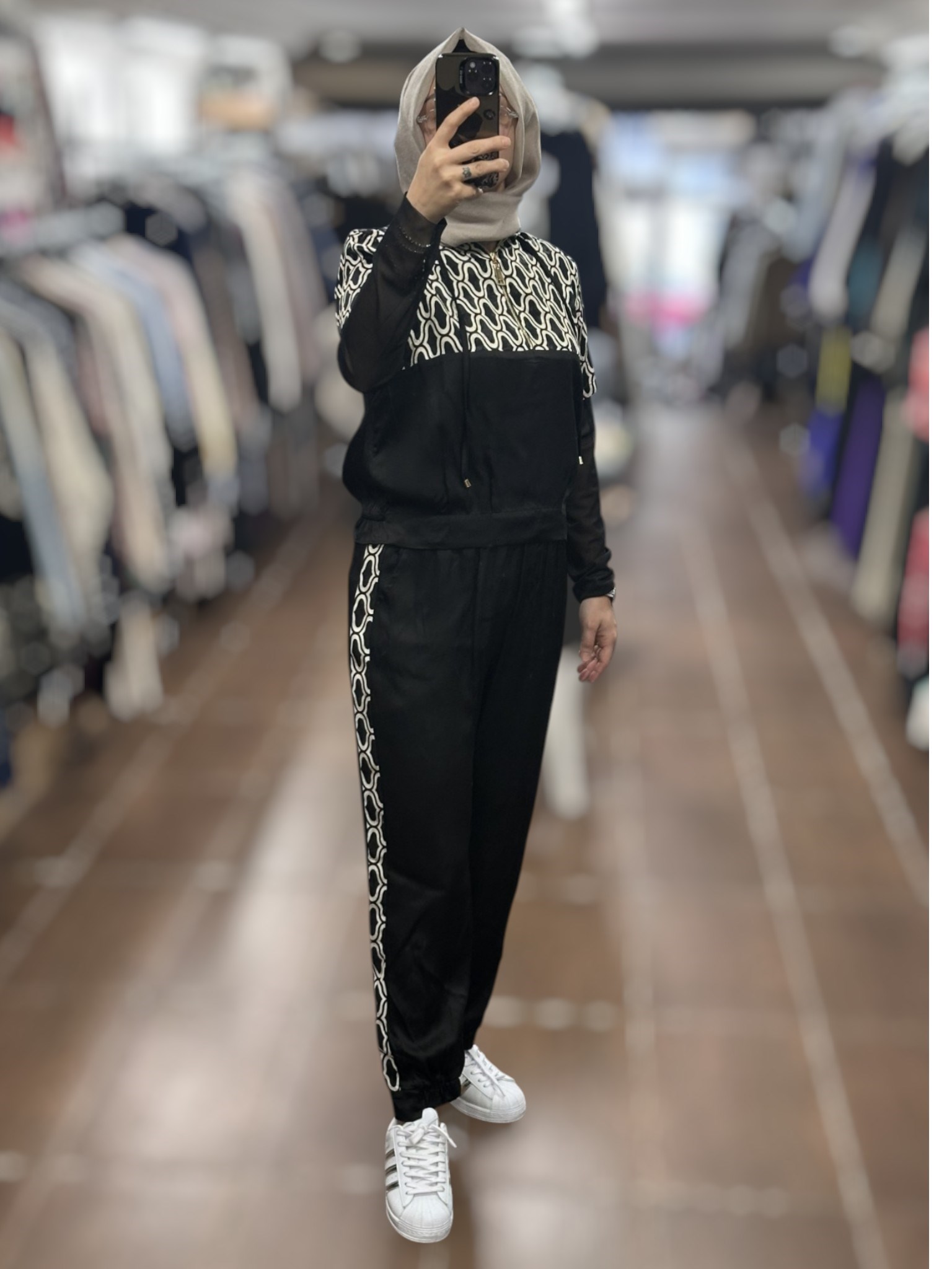 ON FASHION 26Y.ON.ESF.76347.01 ALT YANLARI DESENLİ BİLEK BOY EŞF - SİYAH