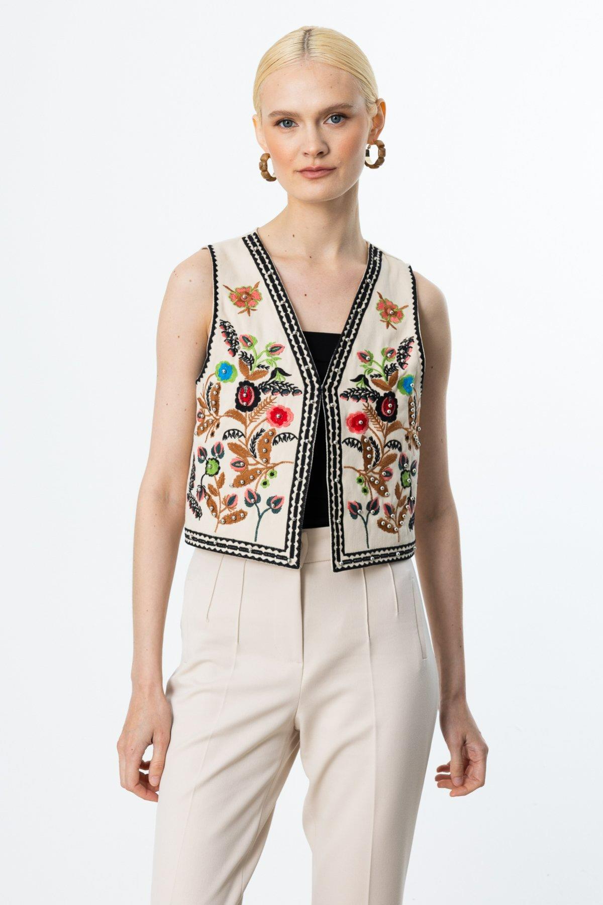 ON FASHION 56988 ÖNÜ İŞLEMELİ YELEK - EKRU