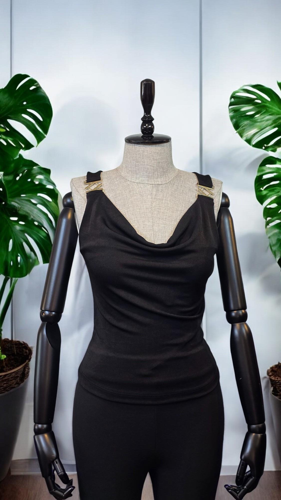 ON FASHION Askılı Askısı Aksesuar Bluz - Siyah