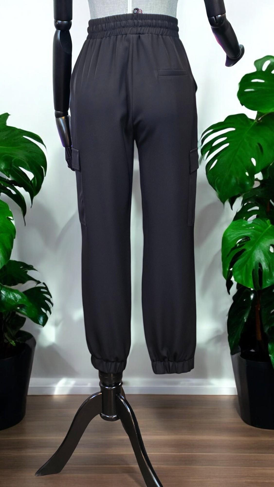 ON FASHION Beli Bağcıklı Kargo Cepli Paçası Lastikli Pantolon - Siyah