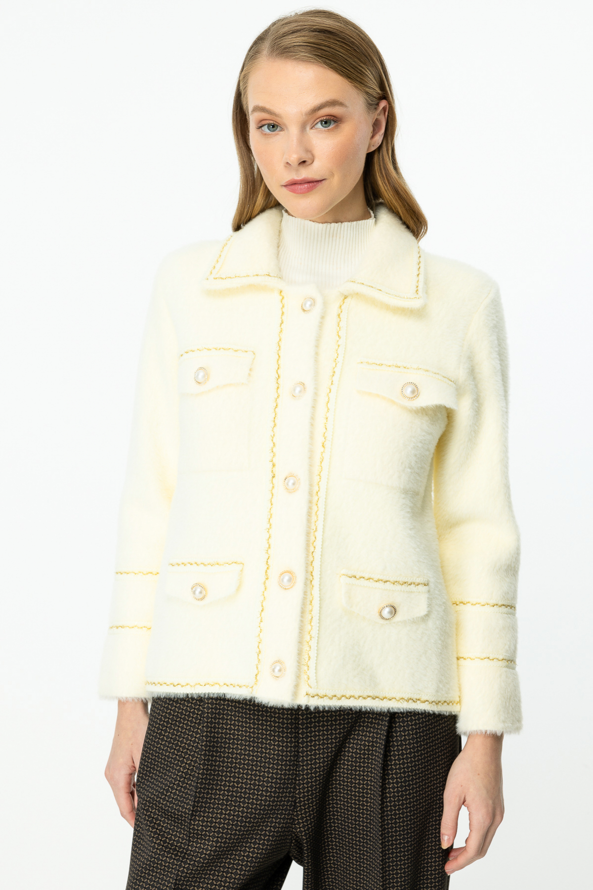 ON FASHION CEP DETAYLI İNCİ VE SİM BİYELİ HIRKA - EKRU
