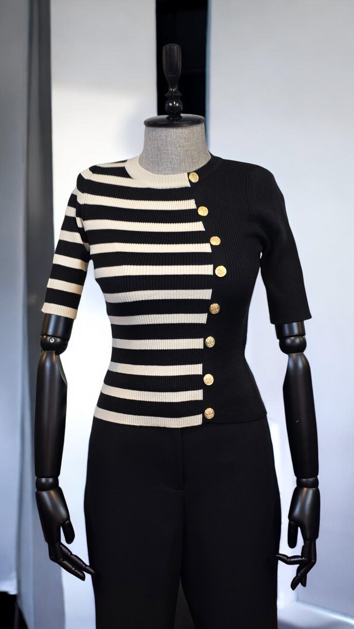 ON FASHION ÇİZGİLİ FİTİLLİ KISA KOL CROP KAZAK