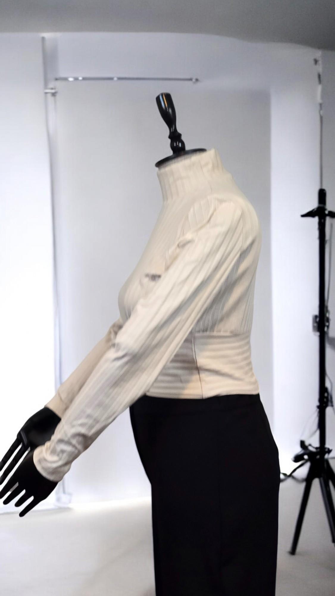 ON FASHION DİK YAKA DÜĞMELİ BLUZ - KUM