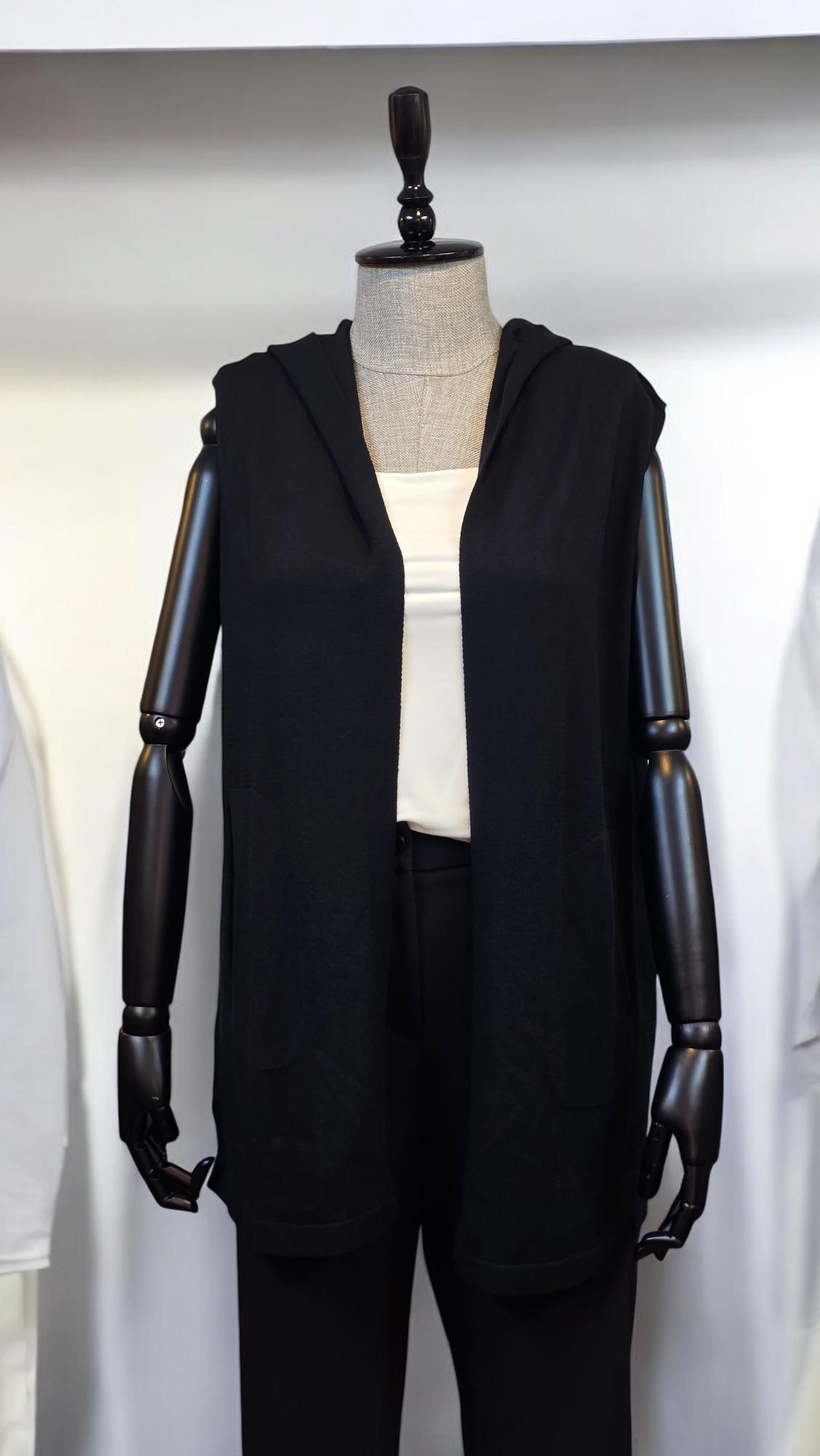 ON FASHION KAPÜŞONLU YELEK - SİYAH
