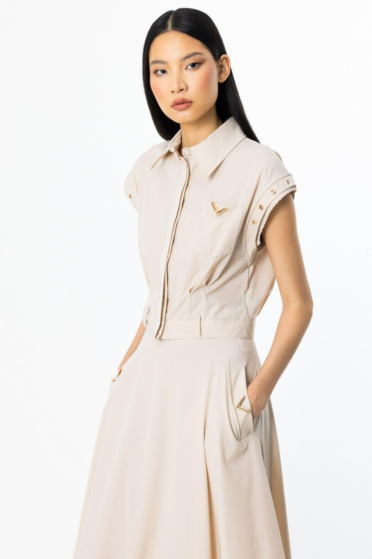 ON FASHION KOLLARI KUSGOZU DETAYLI CROP GOMLEK - BEJ