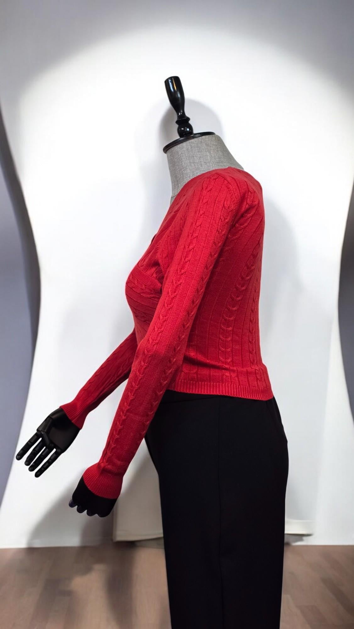 ON FASHION KRUVAZE ÖRGÜ DESENLİ KAZAK - KIRMIZI