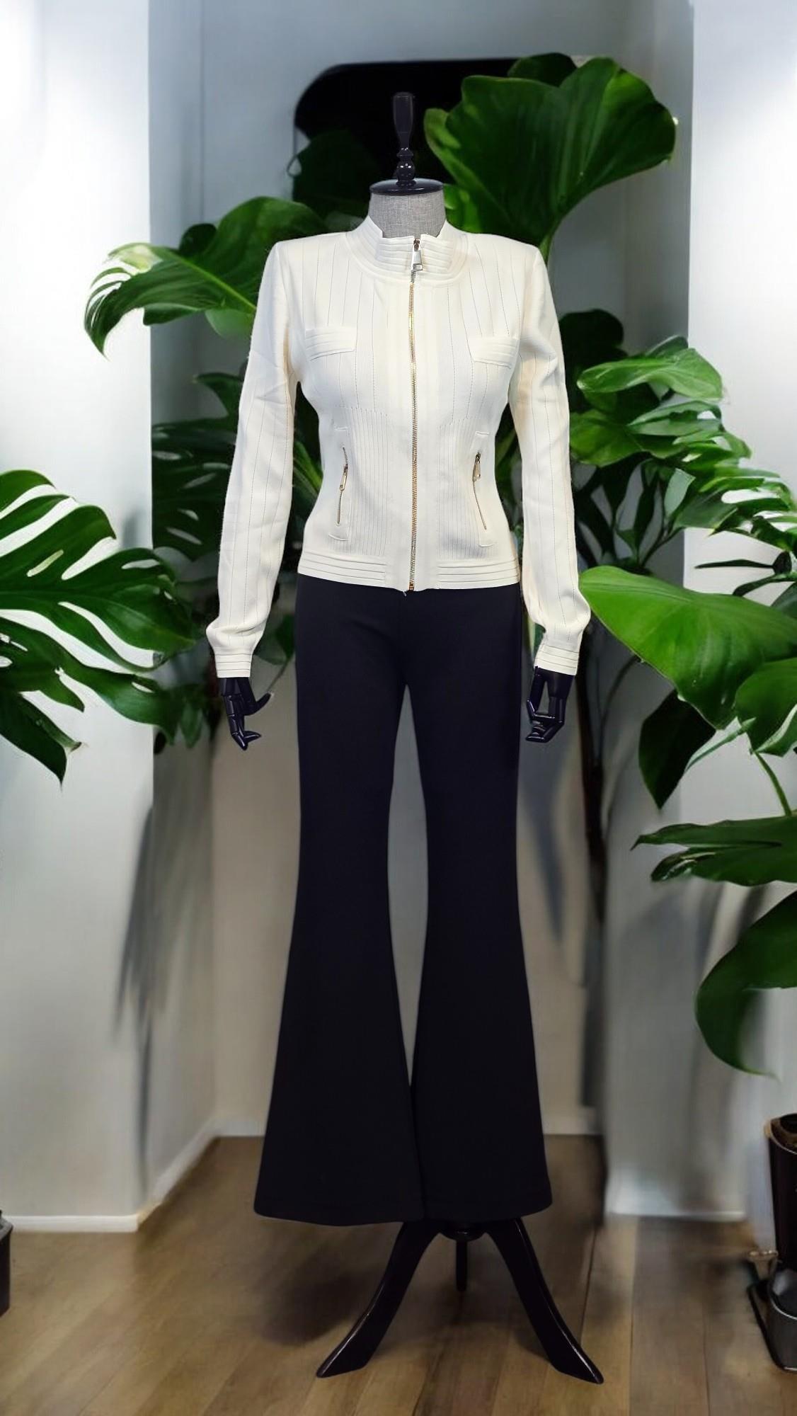 ON FASHION Omuzları Vatkalı Cep .kapaklı Fermuarrlı Hırka - Ekru