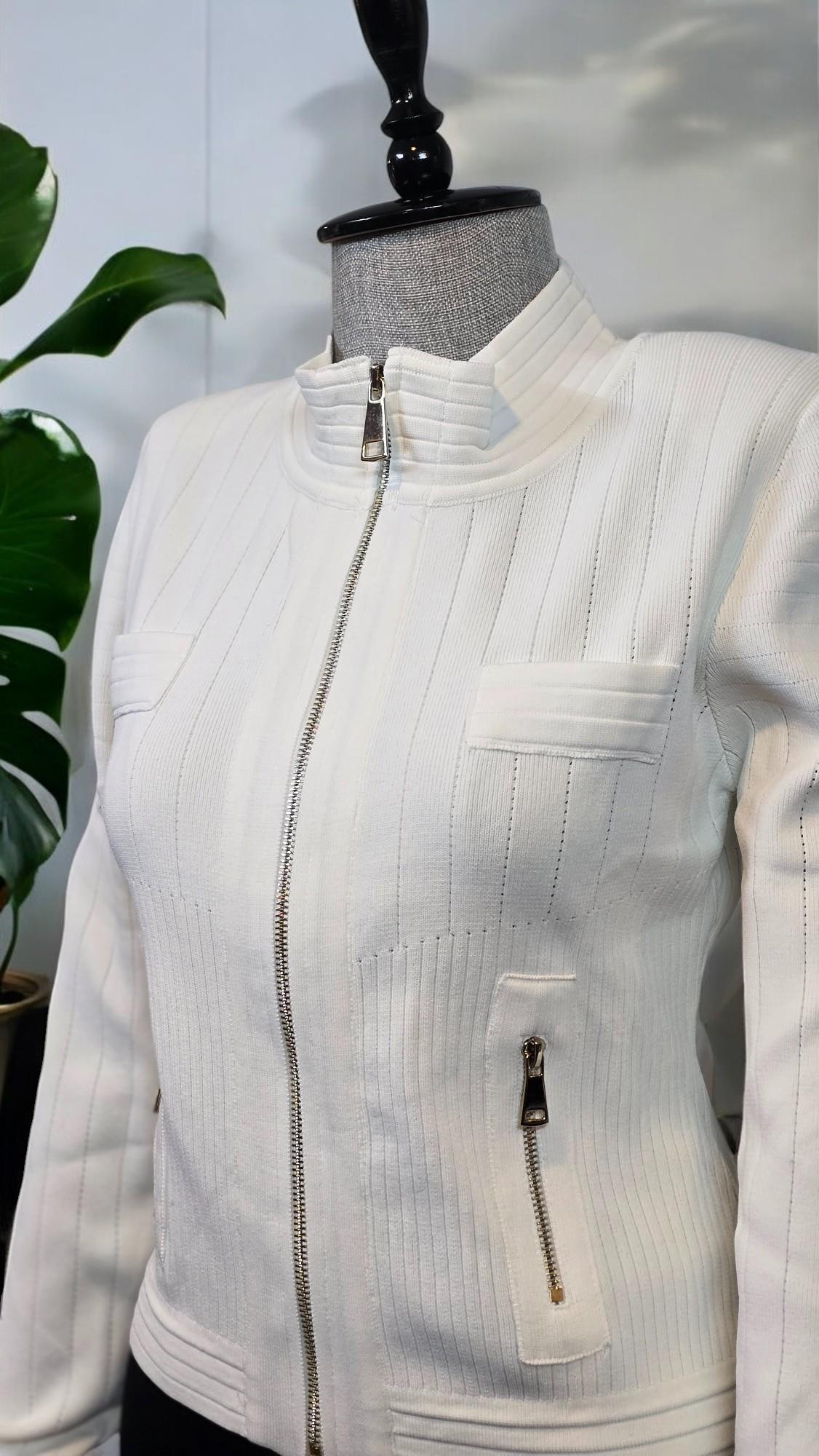 ON FASHION Omuzları Vatkalı Cep .kapaklı Fermuarrlı Hırka - Ekru