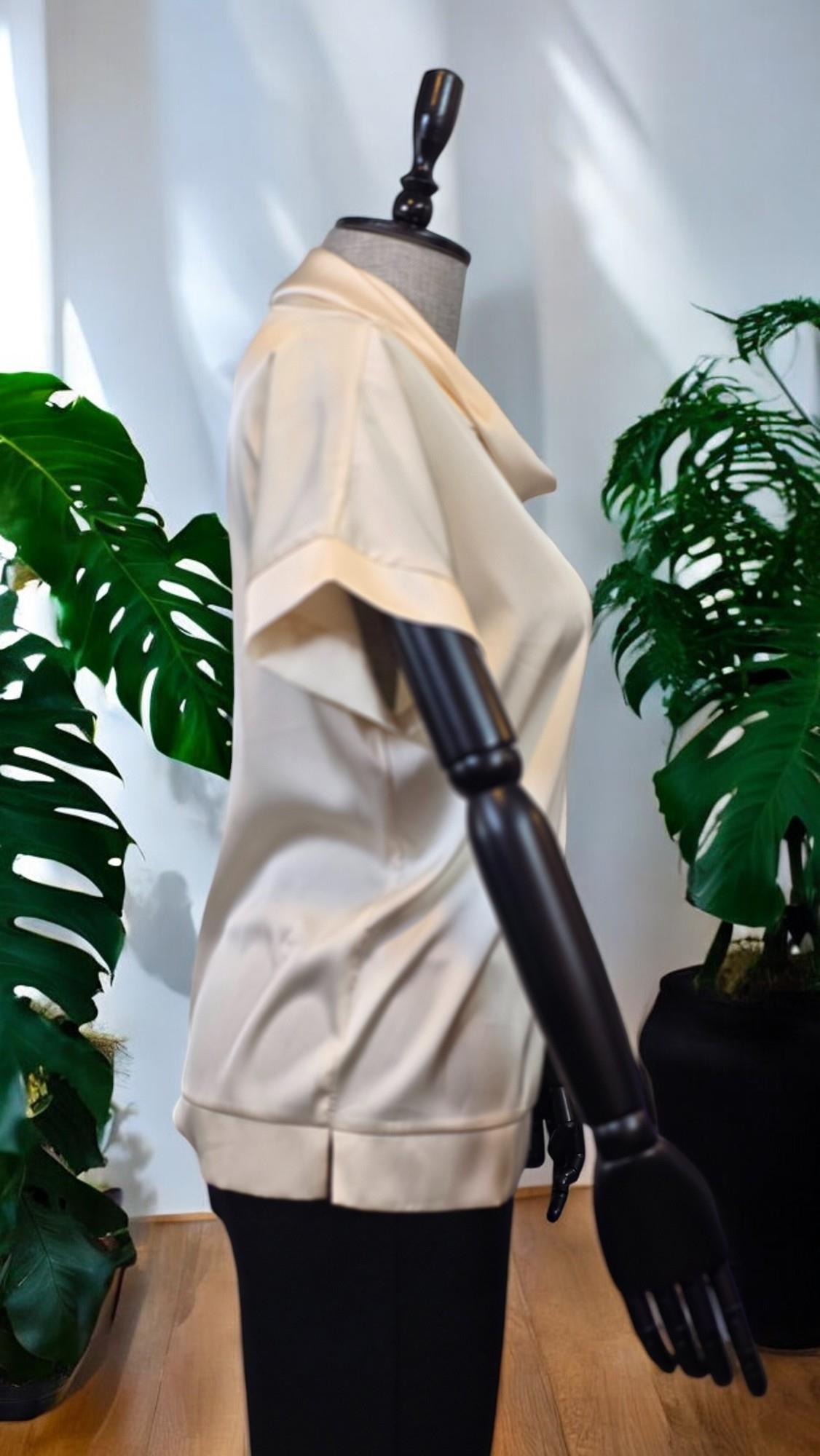 ON FASHION Saten Degaje Yaka Bluz - Krem 