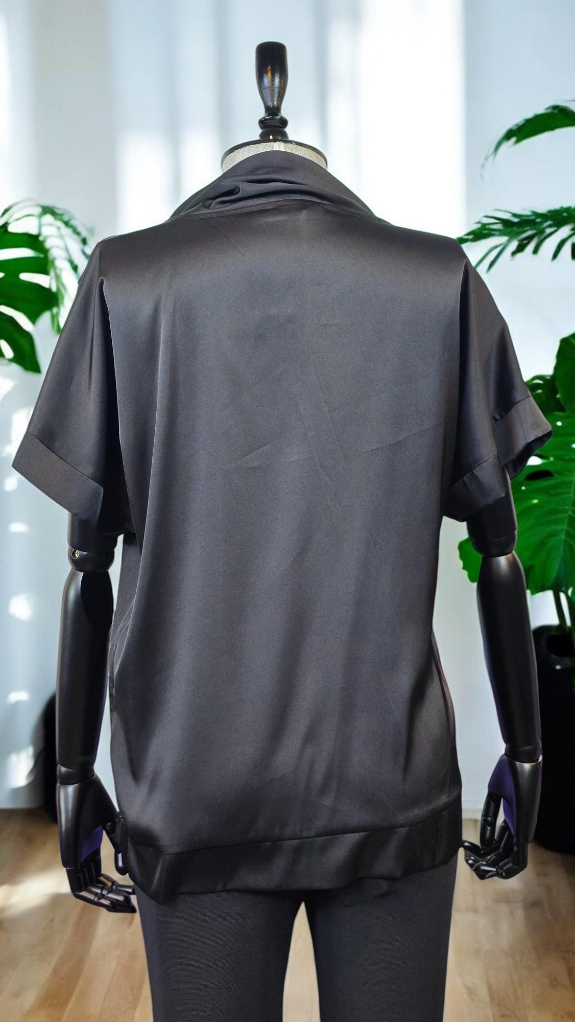 ON FASHION Saten Degaje Yaka Bluz - Siyah