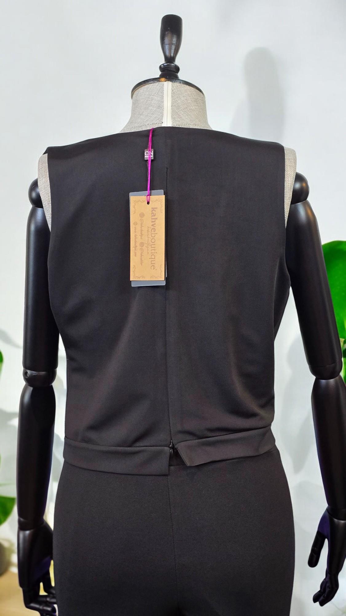 ON FASHION Yanı Fermuarlı Degaje Yaka Kolsuz Bluz - Siyah