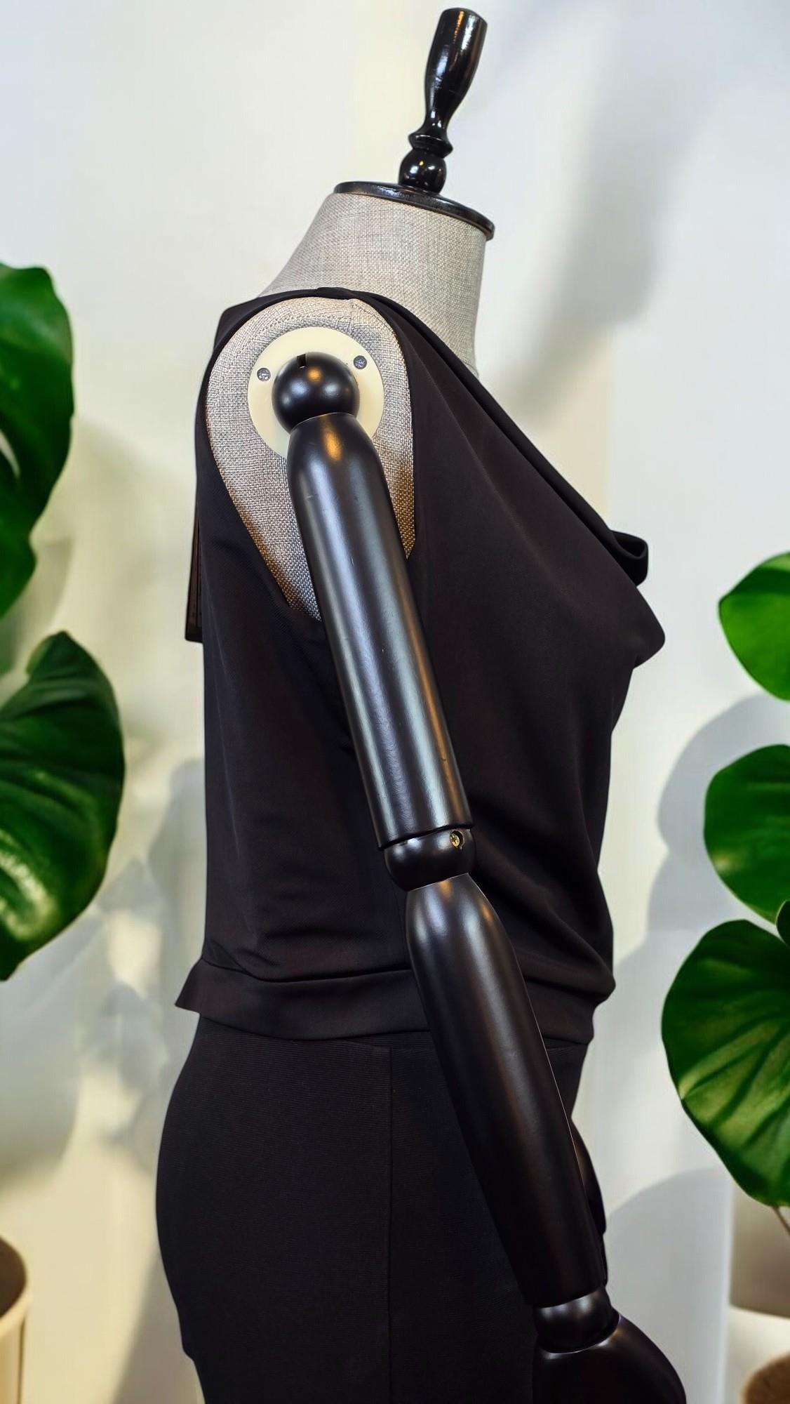 ON FASHION Yanı Fermuarlı Degaje Yaka Kolsuz Bluz - Siyah