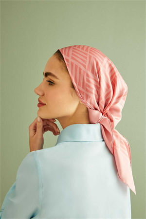İmannoor Iman Kare Pembe Tivil İpek Eşarp 90x90