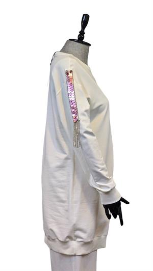 İPEKSİ İKİ İPLİK SWEATSHIRT KOLU PUL VE ZİNCİR İŞLEMELİ - EKRU