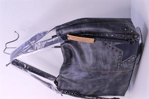 KRISTE BELL - K.LACİVERT