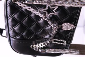 KRISTE BELL - SİYAH