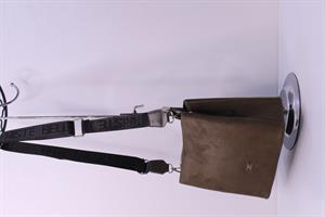 KRISTE BELL - SÜET HAKİ