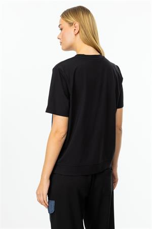 ON FASHION ASİMETRİK KESİM DENİM DETAYLI KISA KOL BLUZ - SİYAH