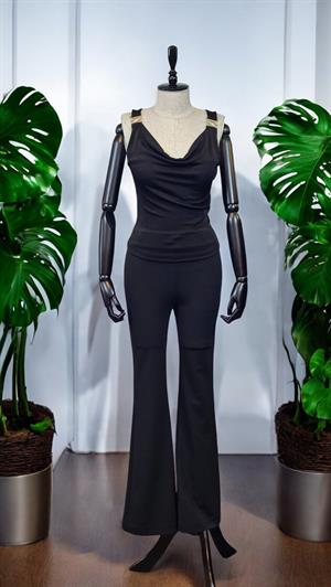 ON FASHION Askılı Askısı Aksesuar Bluz - Siyah