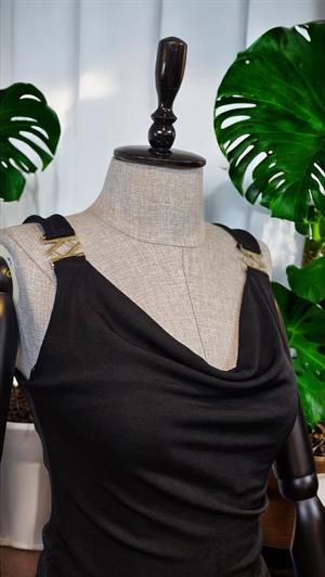 ON FASHION Askılı Askısı Aksesuar Bluz - Siyah