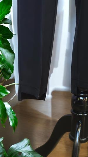 ON FASHION Beli Bağcıklı Dar Paça Pantolon - Siyah