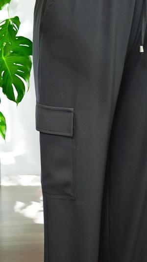 ON FASHION Beli Bağcıklı Kargo Cepli Paçası Lastikli Pantolon - Siyah