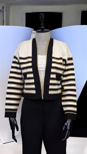 ON FASHION ÇİZGİLİ CEP VE DÜĞME DETAYLI HIRKA - EKRU