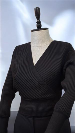 ON FASHION FİYONLU ÖN ARKA V KAZAK - SİYAH