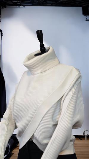 ON FASHION KRUVAZE EN BOY DEGAJE YAKA FİTİLLİ KAZAK - EKRU