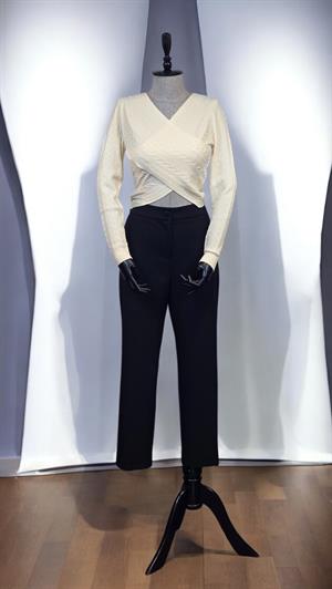 ON FASHION KRUVAZE ORGU DESENLİ KAZAK - KREM
