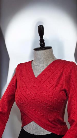 ON FASHION KRUVAZE ÖRGÜ DESENLİ KAZAK - KIRMIZI