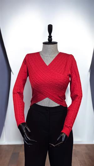 ON FASHION KRUVAZE ÖRGÜ DESENLİ KAZAK - KIRMIZI