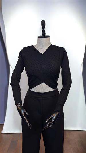 ON FASHION KRUVAZE ÖRGÜ DESENLİ KAZAK