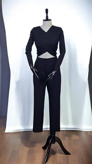 ON FASHION KRUVAZE ÖRGÜ DESENLİ KAZAK