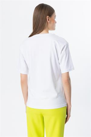 ON FASHION NAKIŞ VE TAŞ İŞLEMELİ BLUZ - BEYAZ