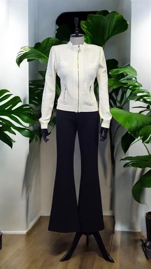 ON FASHION Omuzları Vatkalı Cep .kapaklı Fermuarrlı Hırka - Ekru