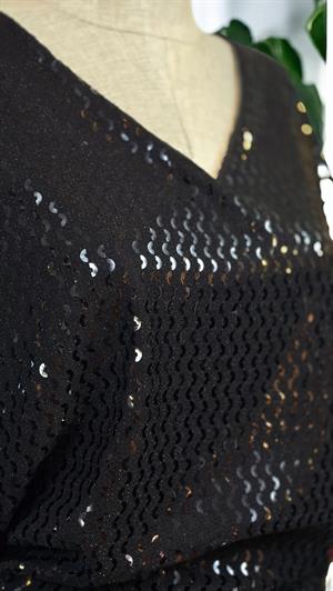 ON FASHION Pullu V :Yaka Bluz - Siyah