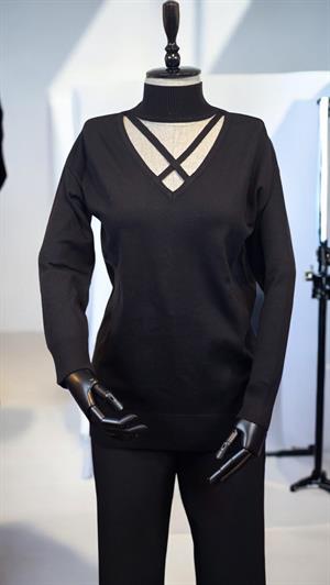 ON FASHION YAKASI ÇAPRAZ DETAYLI KAZAK - SİYAH