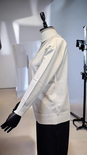 ON FASHION YAKASI ÇAPRAZ DETAYLI KAZAK - EKRU