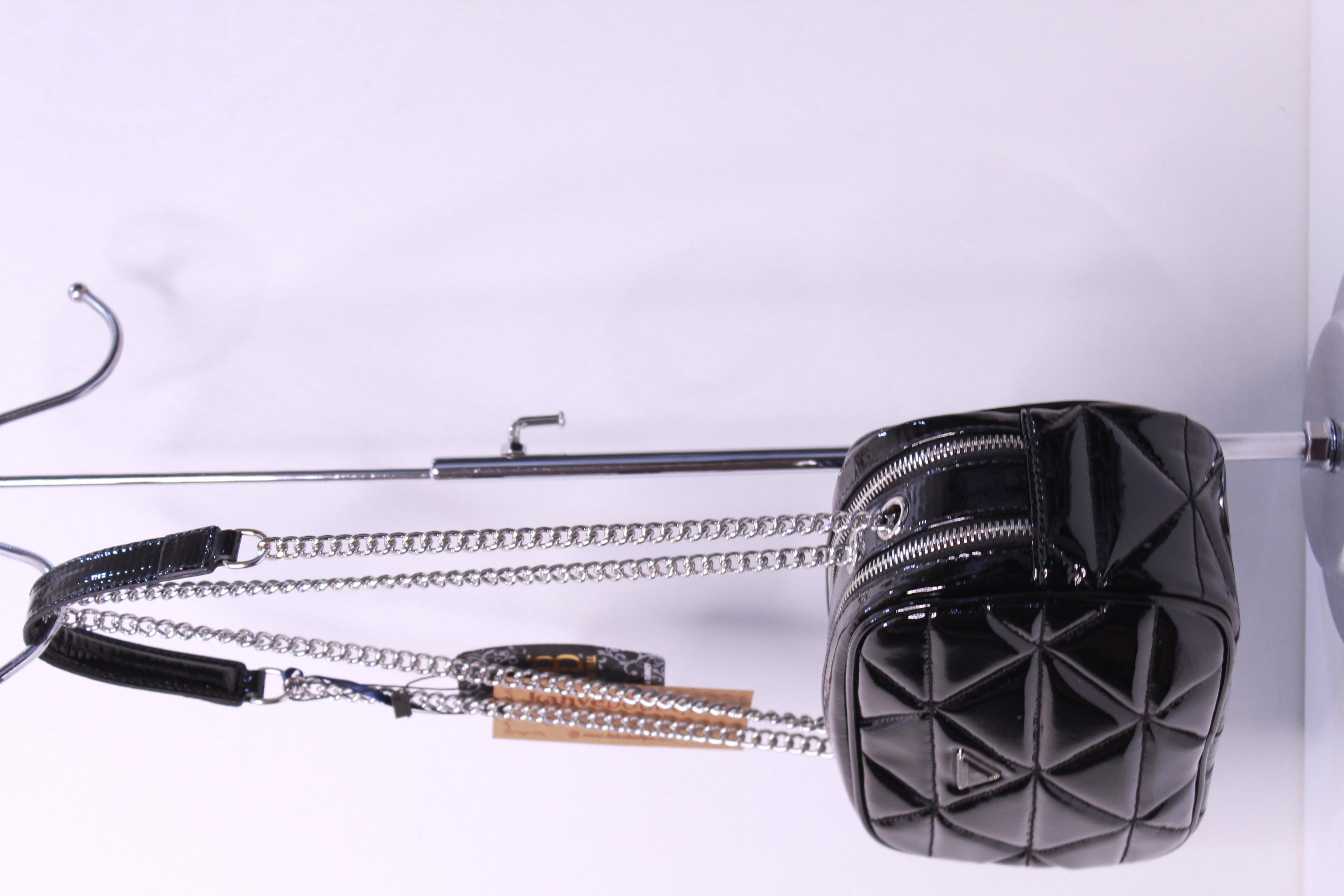 KRISTE BELL - RUGAN SİYAH