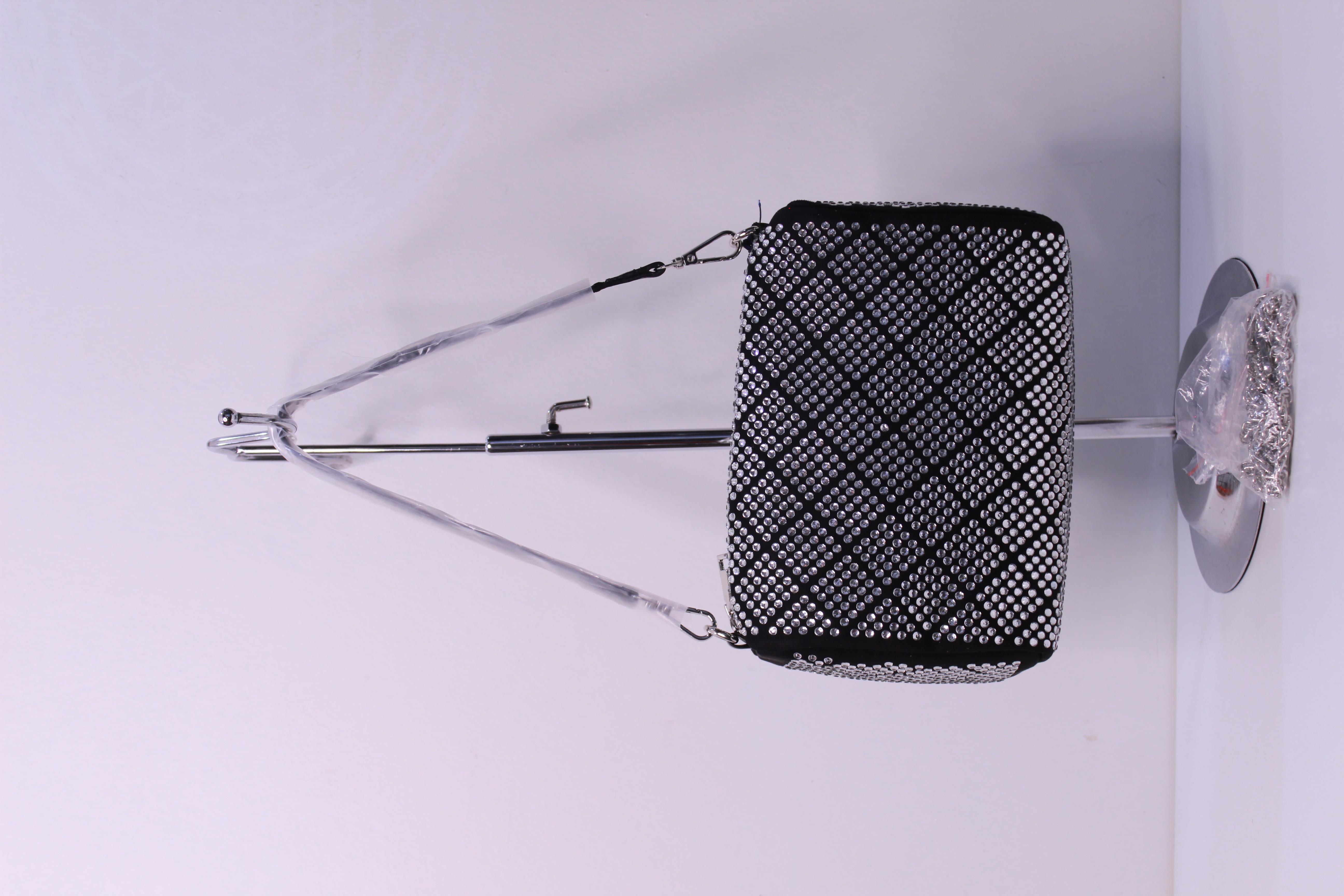 KRISTE BELL - TAŞLI GÜMÜŞ