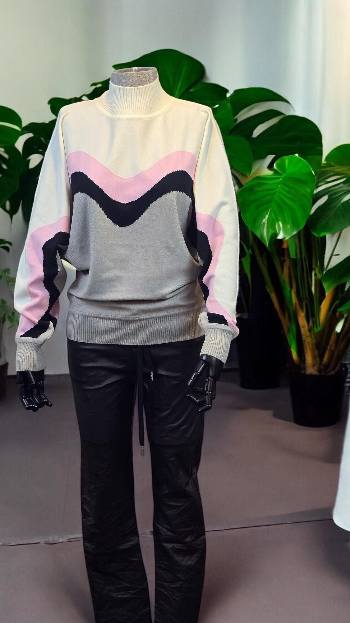 ON FASHION ÖNÜ DESENLİ YARASA KOL KAZAK - GRİ