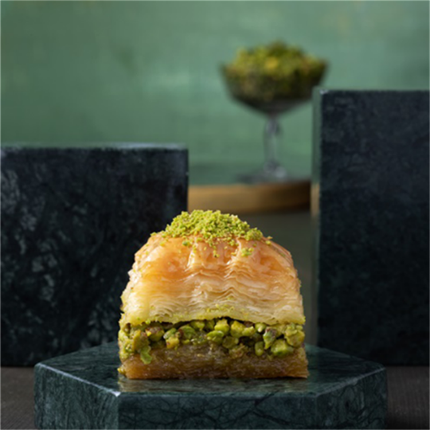 Fıstıklı Kare Baklava 1 Adet