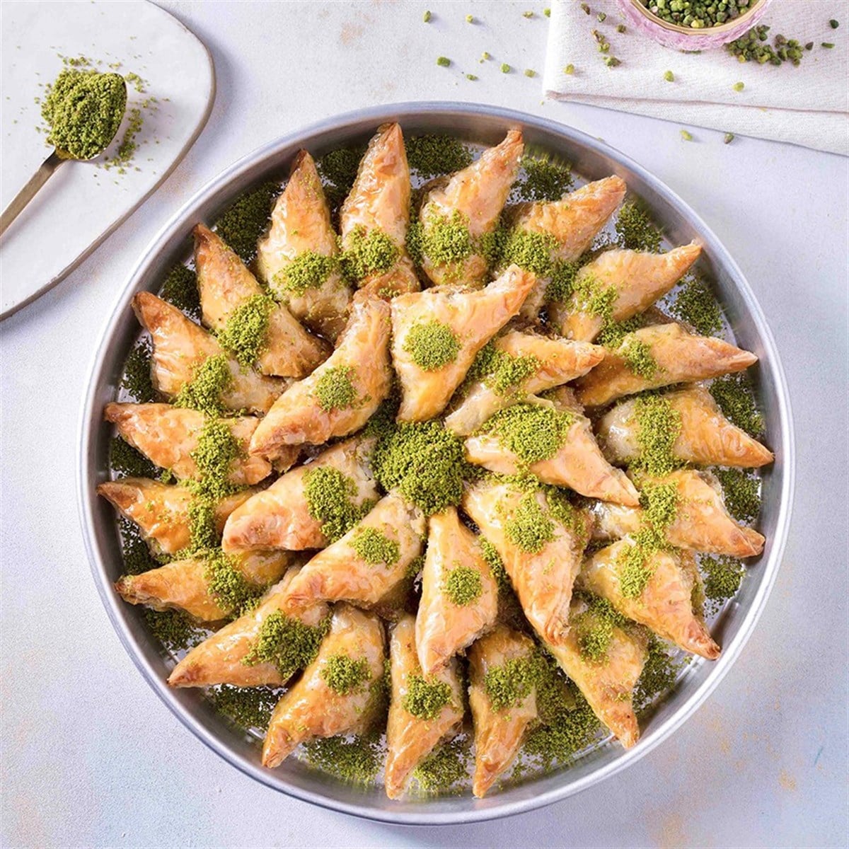Özel Tepside Fıstıklı Şöbiyet 1.2 Kg