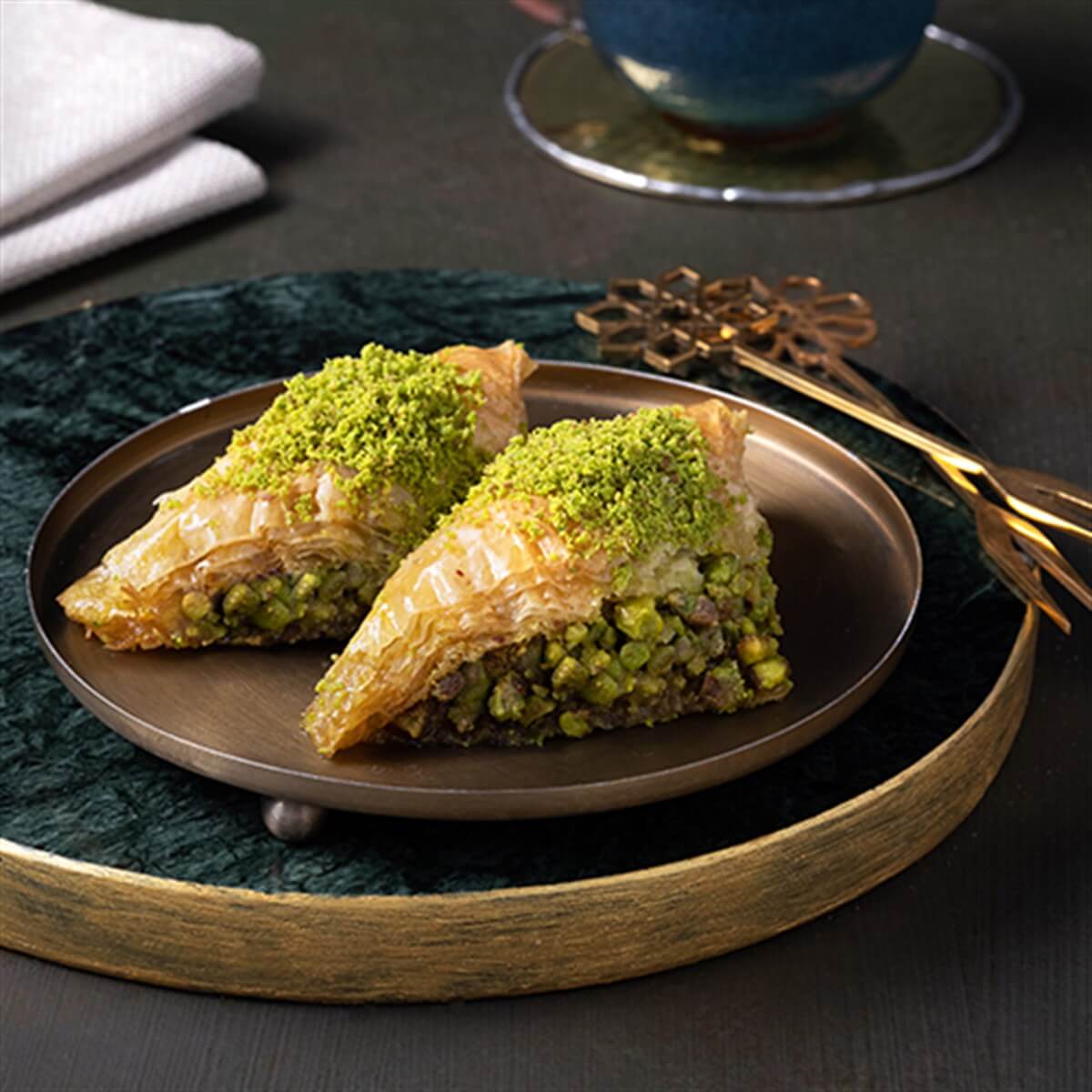 Sobiyet with Pistachio 1 Piece