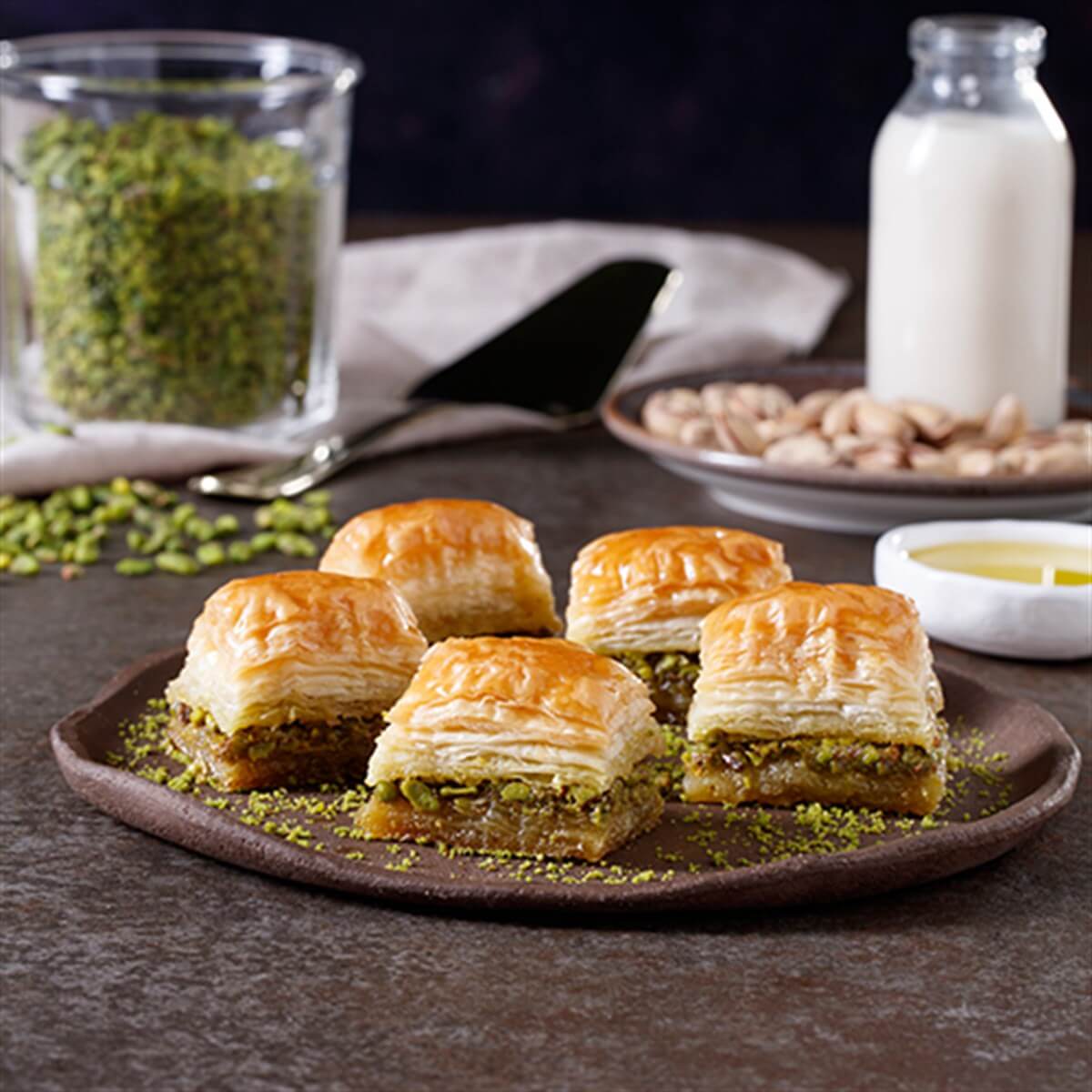 Vegan Baklava with Pistachio KARAKÖY GÜLLÜOĞLU NADİR GÜLLÜ