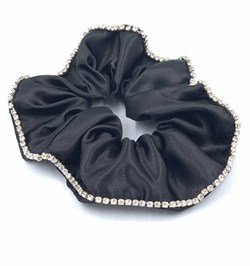 SCRUNCHIE KRİSTAL TAŞLI SİYAH SATEN TOKA SCR24